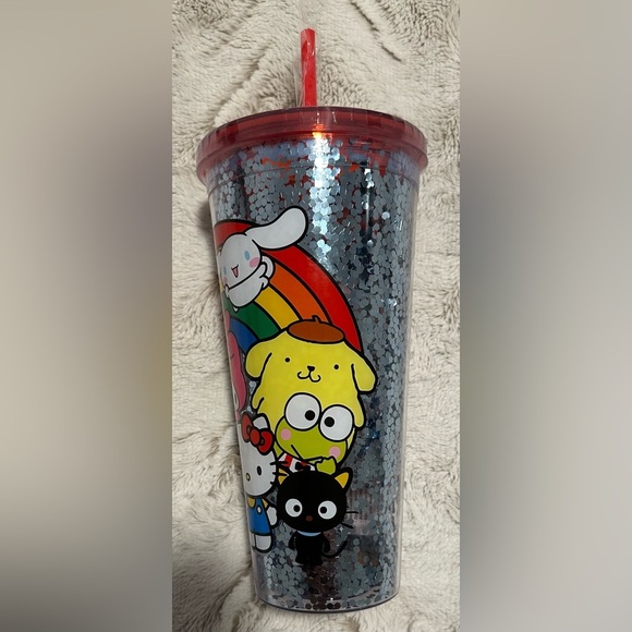 Hello Kitty x Friends Sanrio Rainbow Glitter Tumbler with Red Lid - Picture 3 of 10